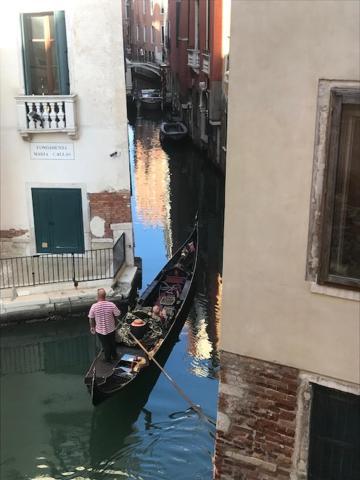 B&B Al Teatro With Canal View Венеція Екстер'єр фото